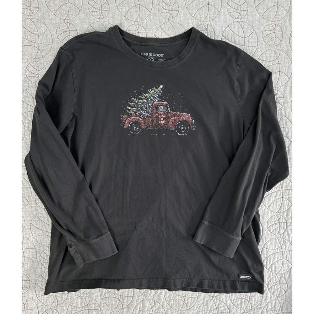 Life Is Good Christmas Tree Truck Long Sleeve Crusher Tee / Men's 3XL